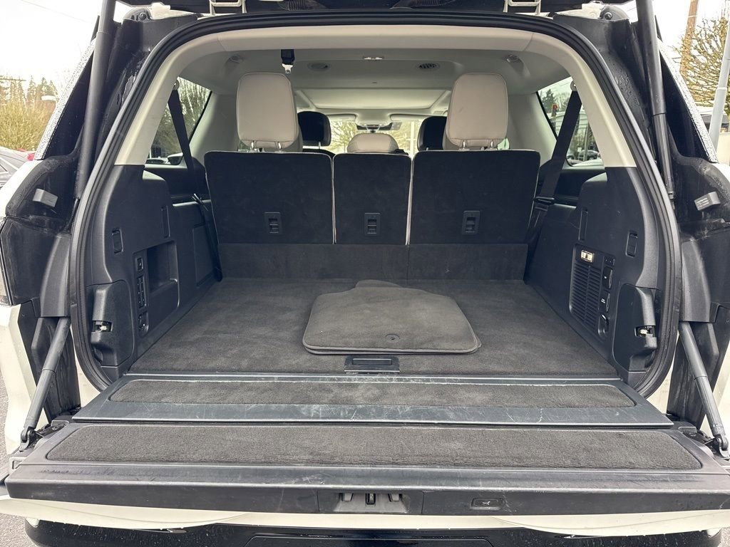 Used 2025 Lincoln Navigator L Reserve AWD/4WD image 15