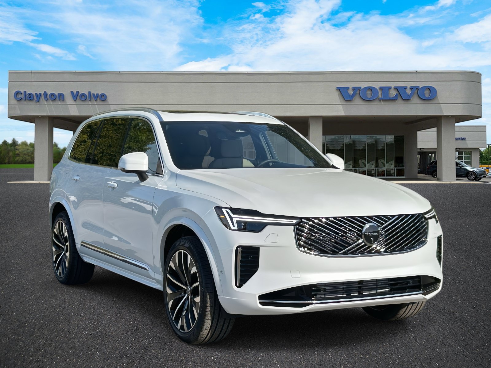 New 2026 Volvo XC90 T8 Plus w/ Protection Package Premier