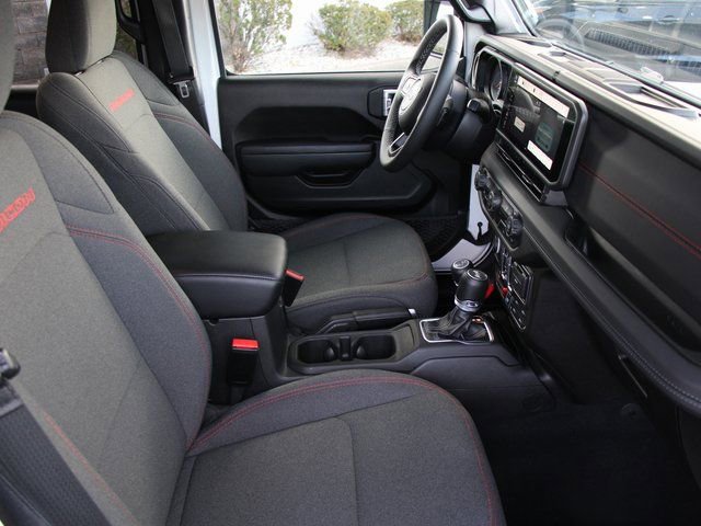 Used 2025 Jeep Wrangler Unlimited Rubicon image 33
