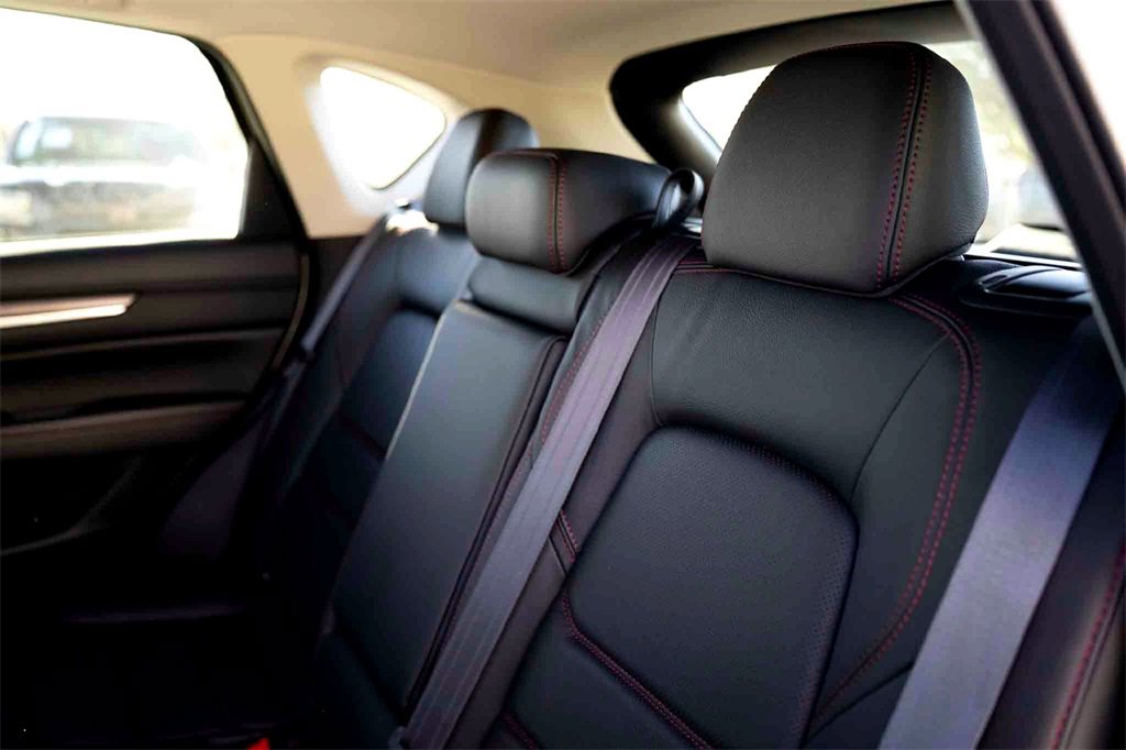 New 2025 MAZDA CX-5 Carbon Edition image 18