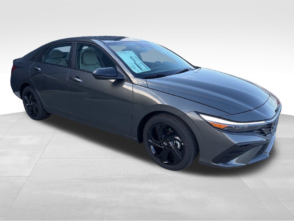 New 2026 Hyundai Elantra SEL Sport FWD image 9