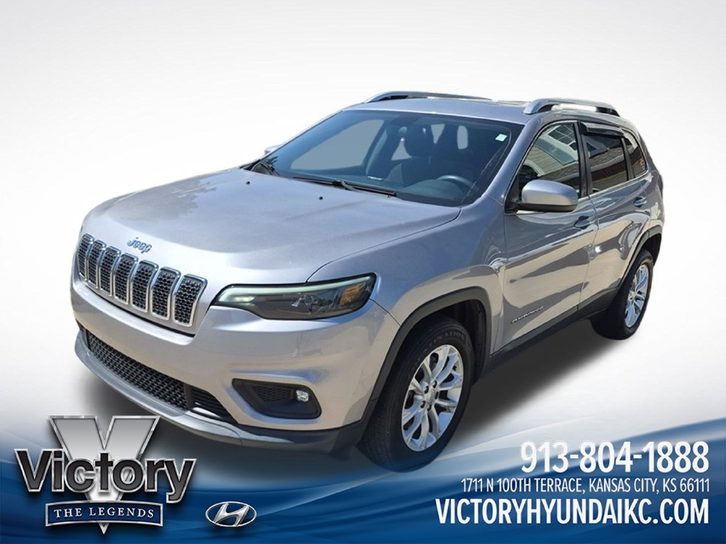Used 2019 Jeep Cherokee Latitude w/ Popular Appearance Group FWD image 1