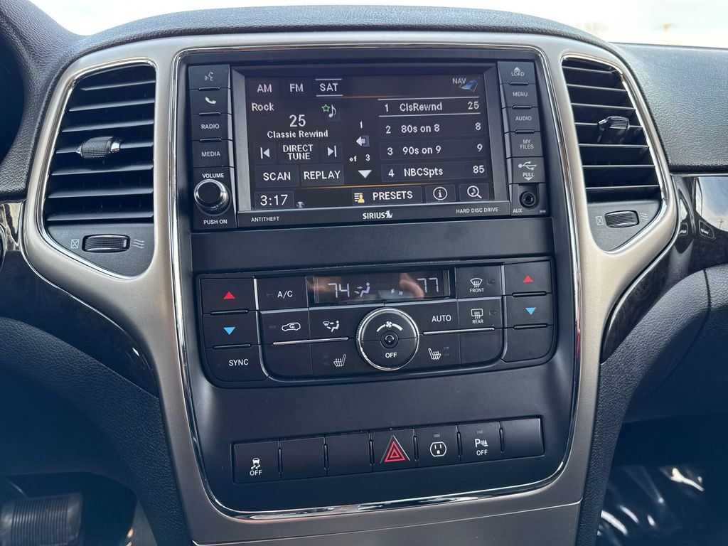 Used 2013 Jeep Grand Cherokee Laredo image 19