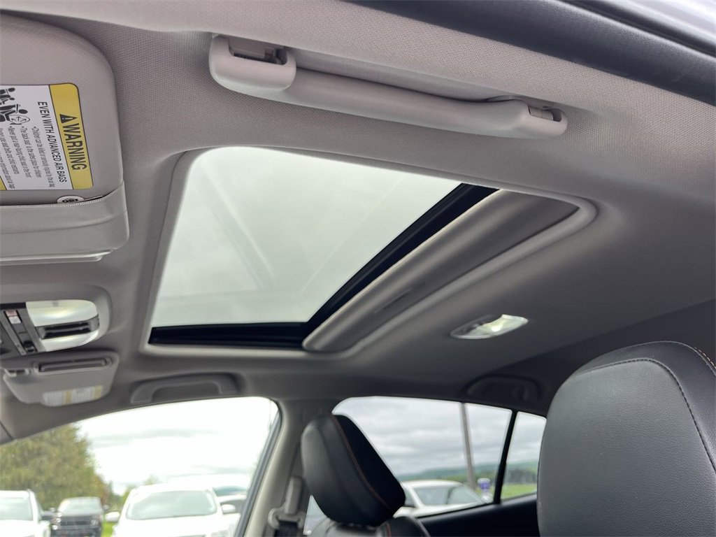 Used 2022 Subaru Crosstrek 2.5i Limited w/ Moonroof Package 2 image 19