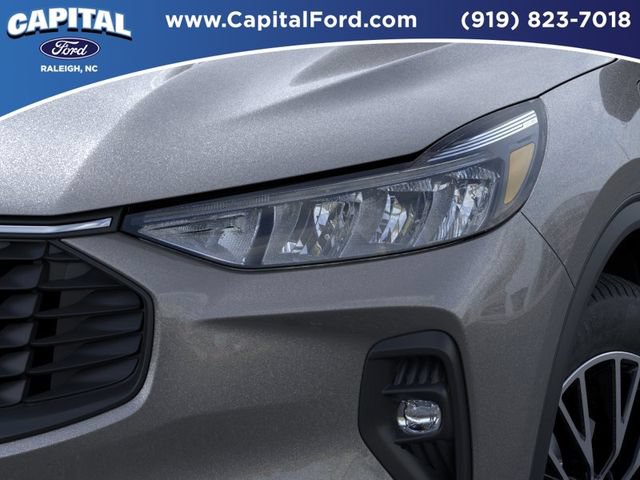 New 2025 Ford Escape SE FWD image 18