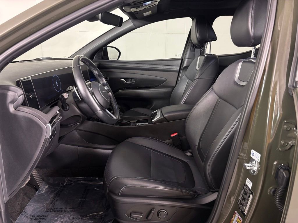 Used 2025 Hyundai Santa Cruz Limited image 16