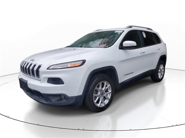 Used 2015 Jeep Cherokee Latitude w/ Cold Weather Group image 3