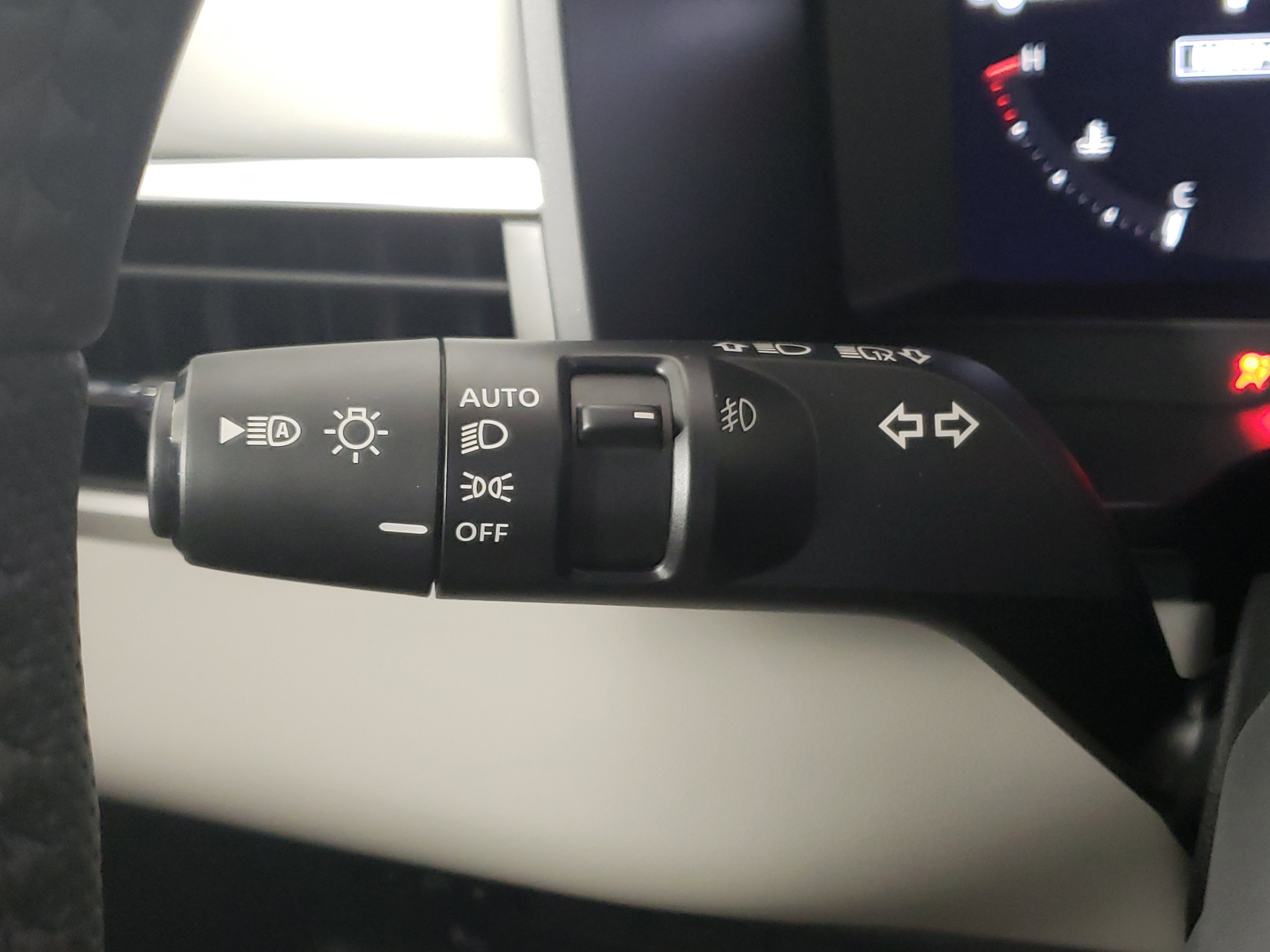New 2025 Mitsubishi Outlander AWD image 21