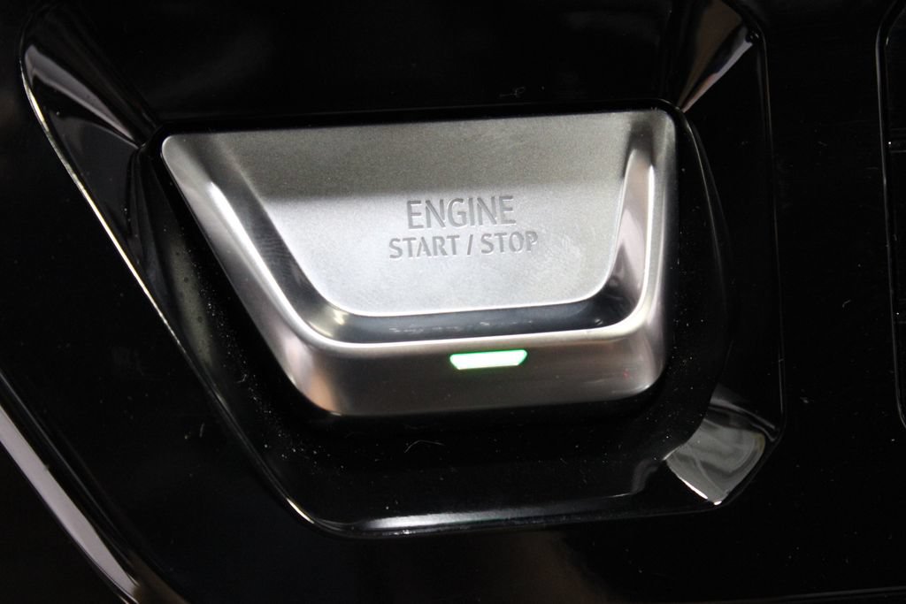 Used 2024 GMC Sierra 1500 Denali w/ Denali Reserve Package AWD/4WD image 33
