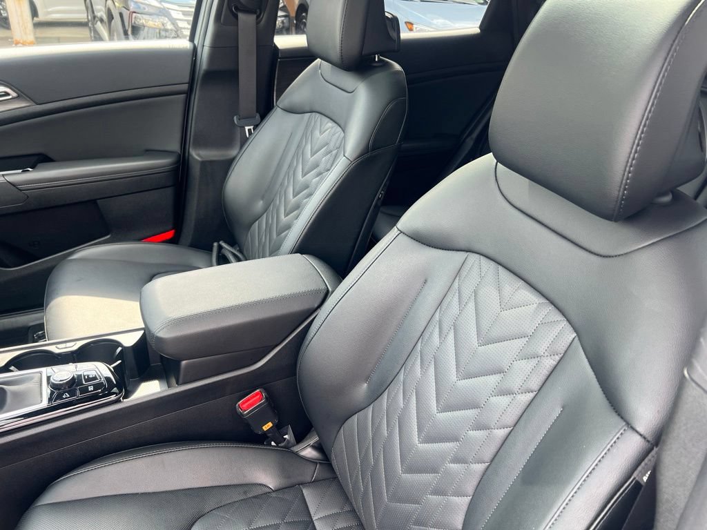 Used 2024 Kia Sportage X-Line w/ X-Line Premium Package AWD/4WD image 5