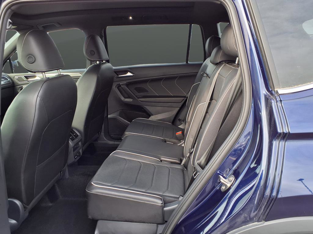 Used 2024 Volkswagen Tiguan SEL R-Line image 15