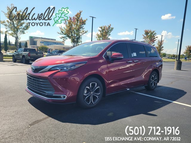 New 2025 Toyota Sienna Platinum