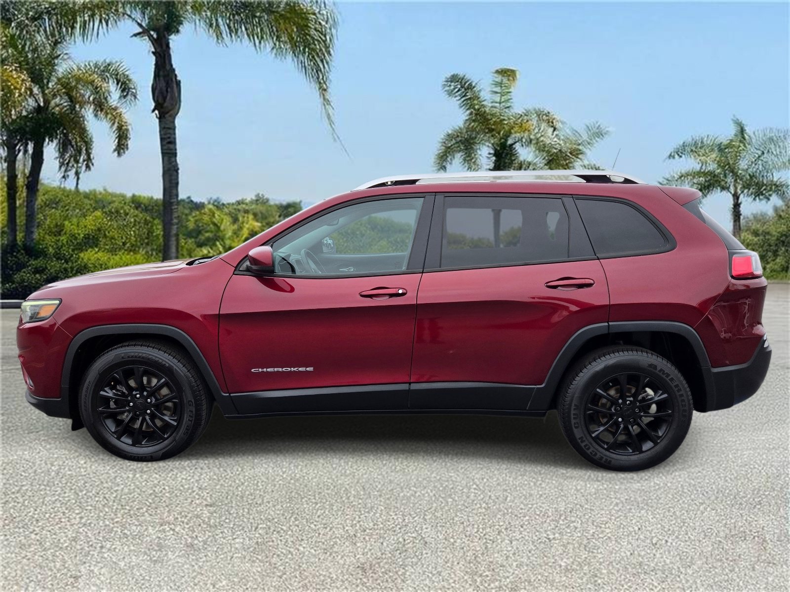 Certified 2021 Jeep Cherokee Latitude FWD image 2