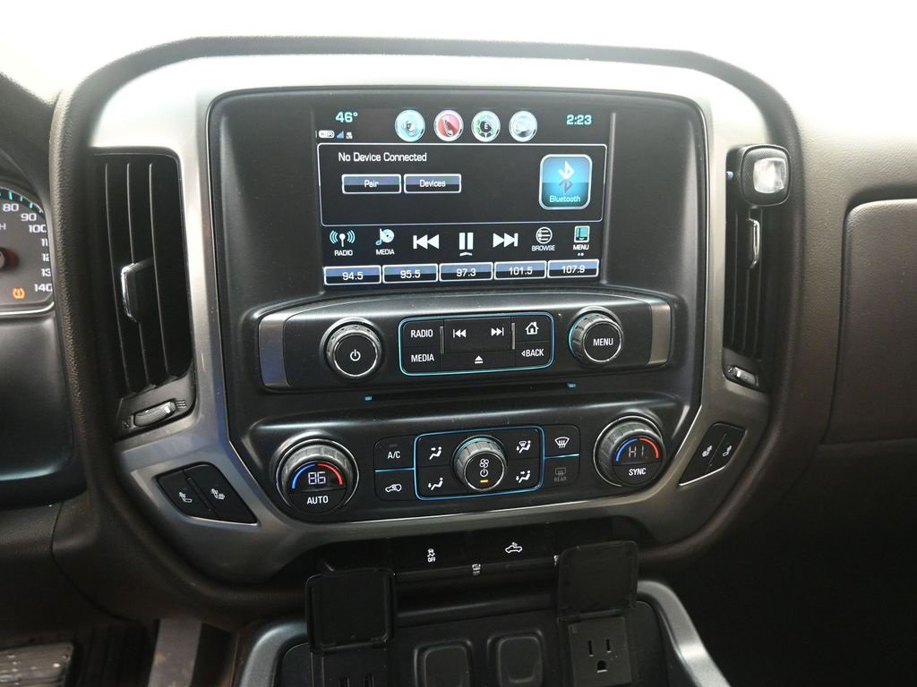 Used 2018 Chevrolet Silverado 1500 LT w/ Texas Edition image 9