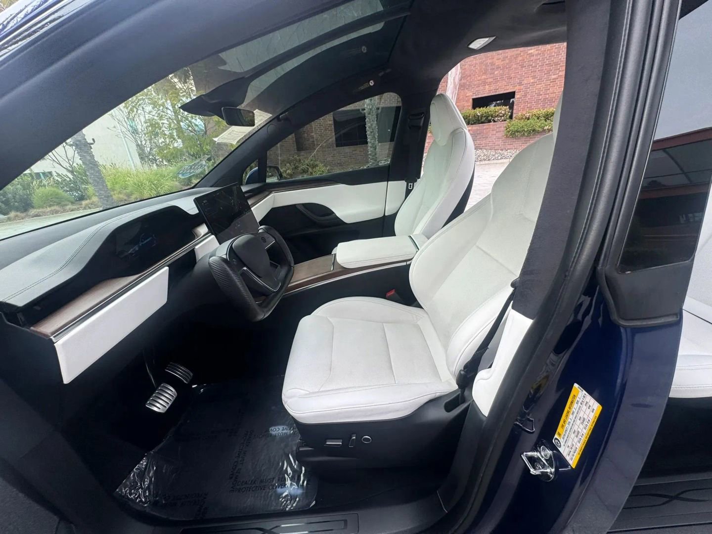 Used 2021 Tesla Model X Long Range image 10