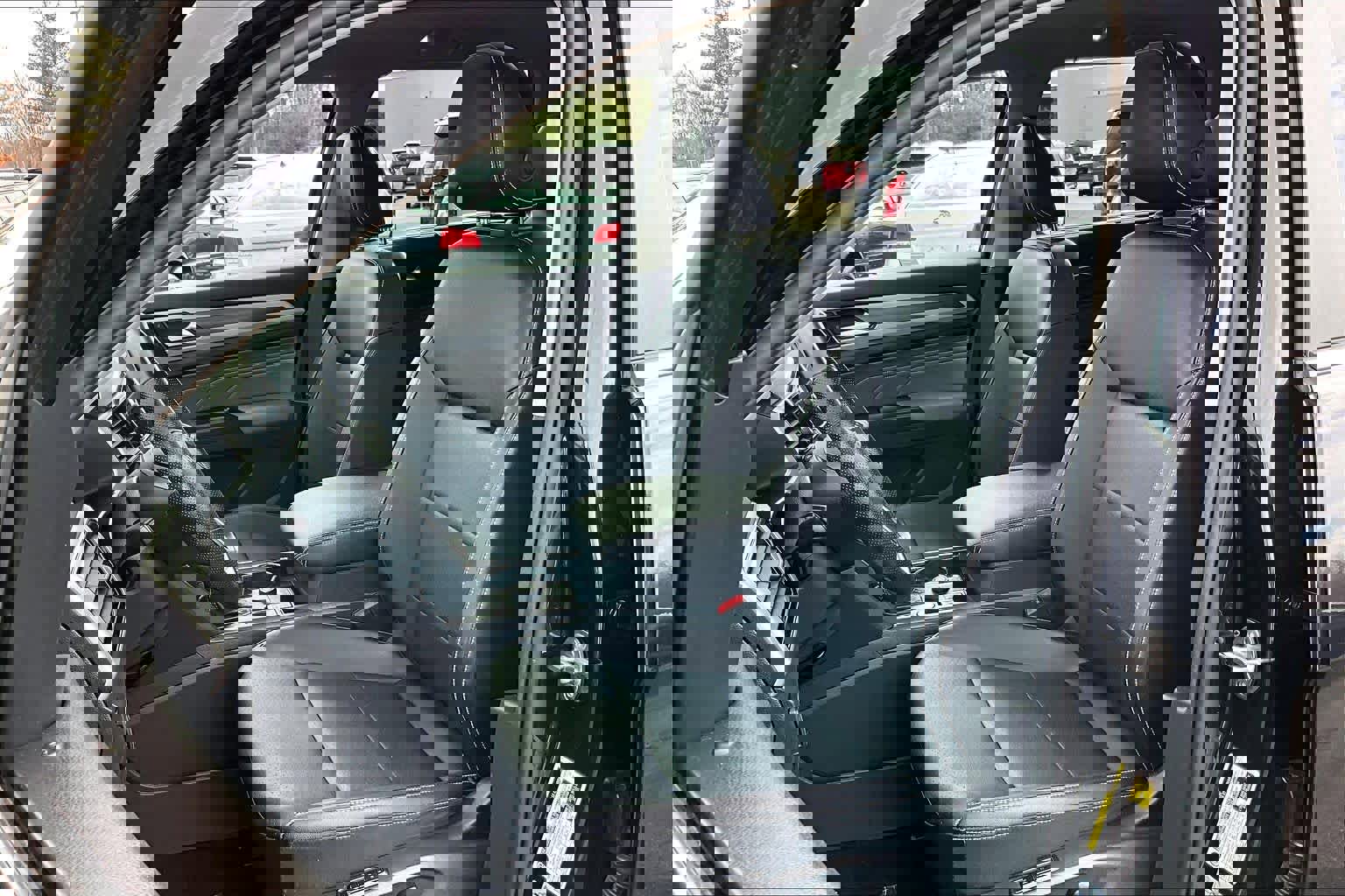 Used 2021 Volkswagen Atlas SEL R-Line image 9