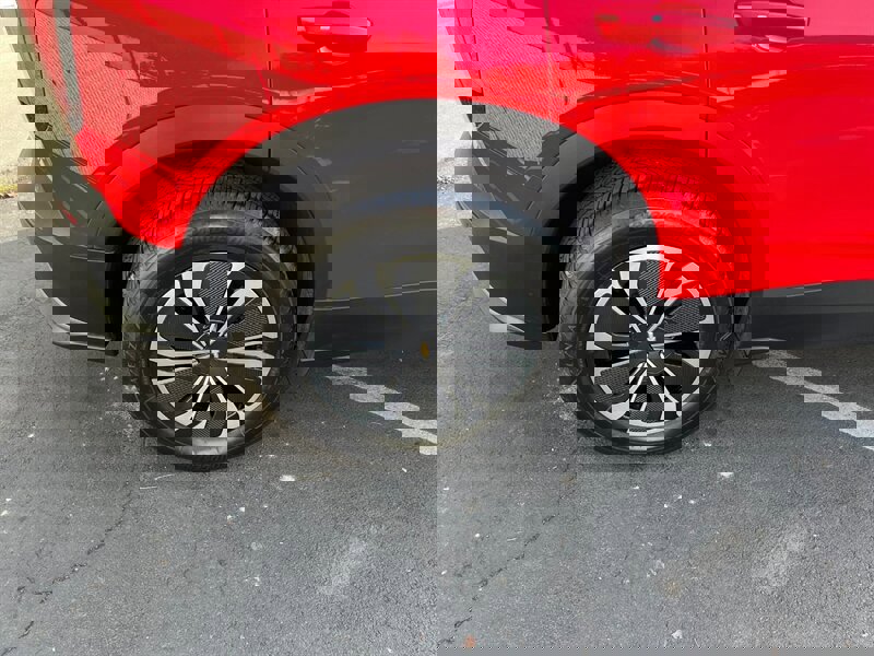 Used 2024 Chevrolet Blazer EV LT image 11