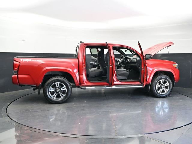 Used 2016 Toyota Tacoma TRD Sport w/ Towing Package RWD image 36