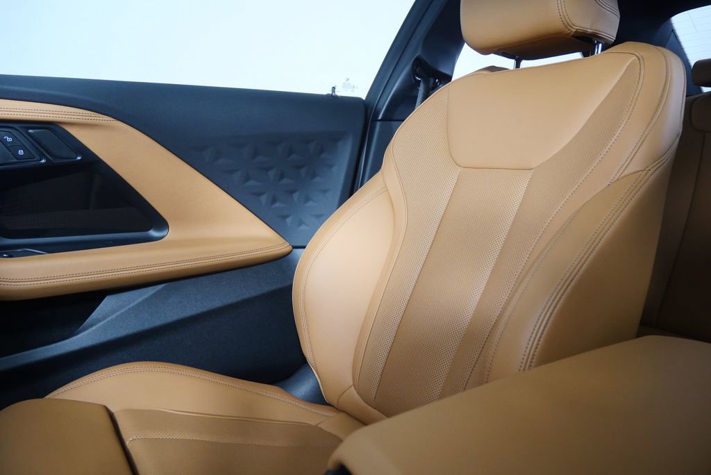 Certified 2024 BMW 230i Coupe w/ Convenience Package image 23