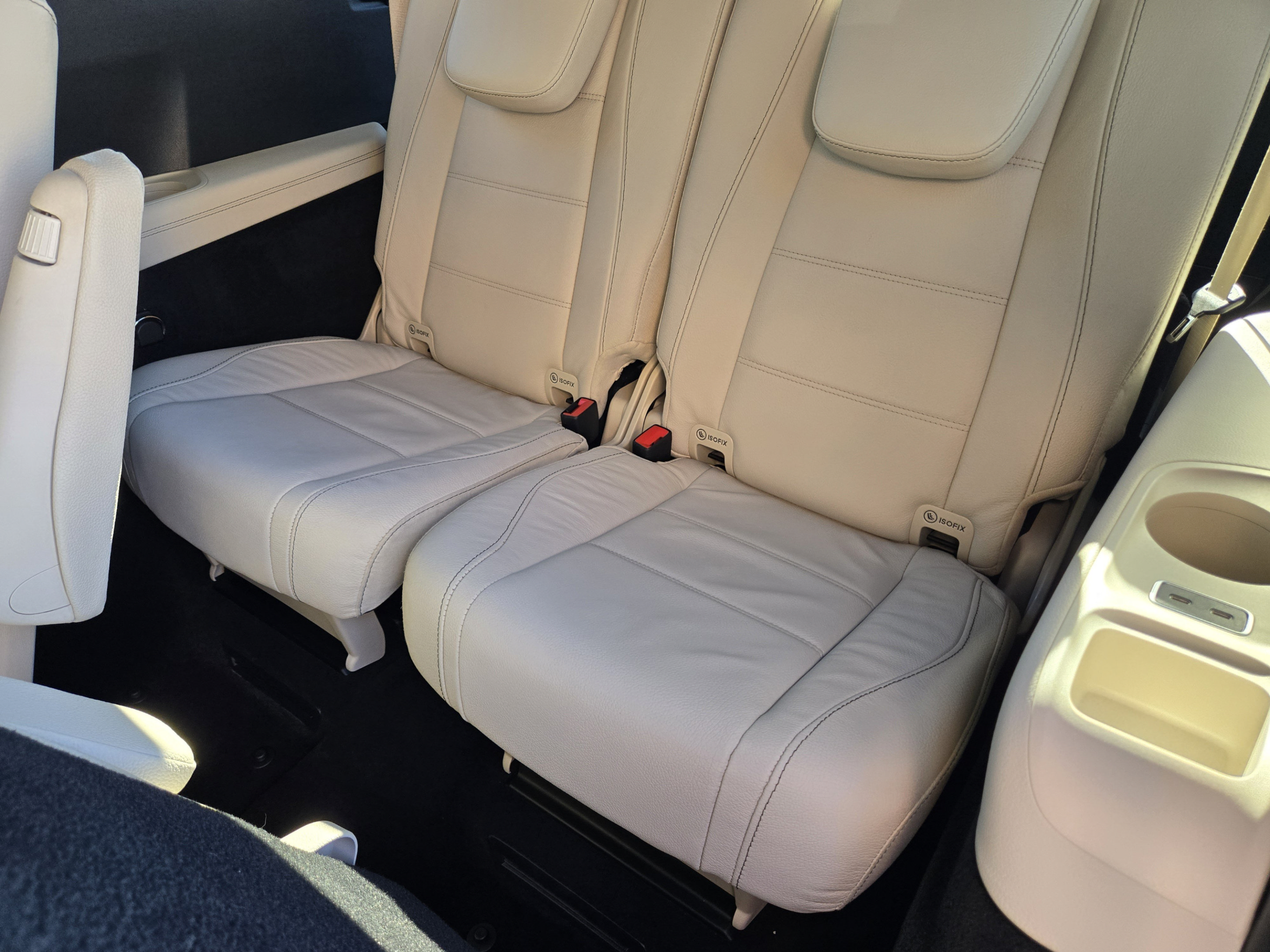 Certified 2024 Mercedes-Benz GLS 450 4MATIC image 29