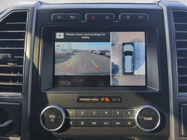 Used 2018 Ford Expedition Max Platinum image 17