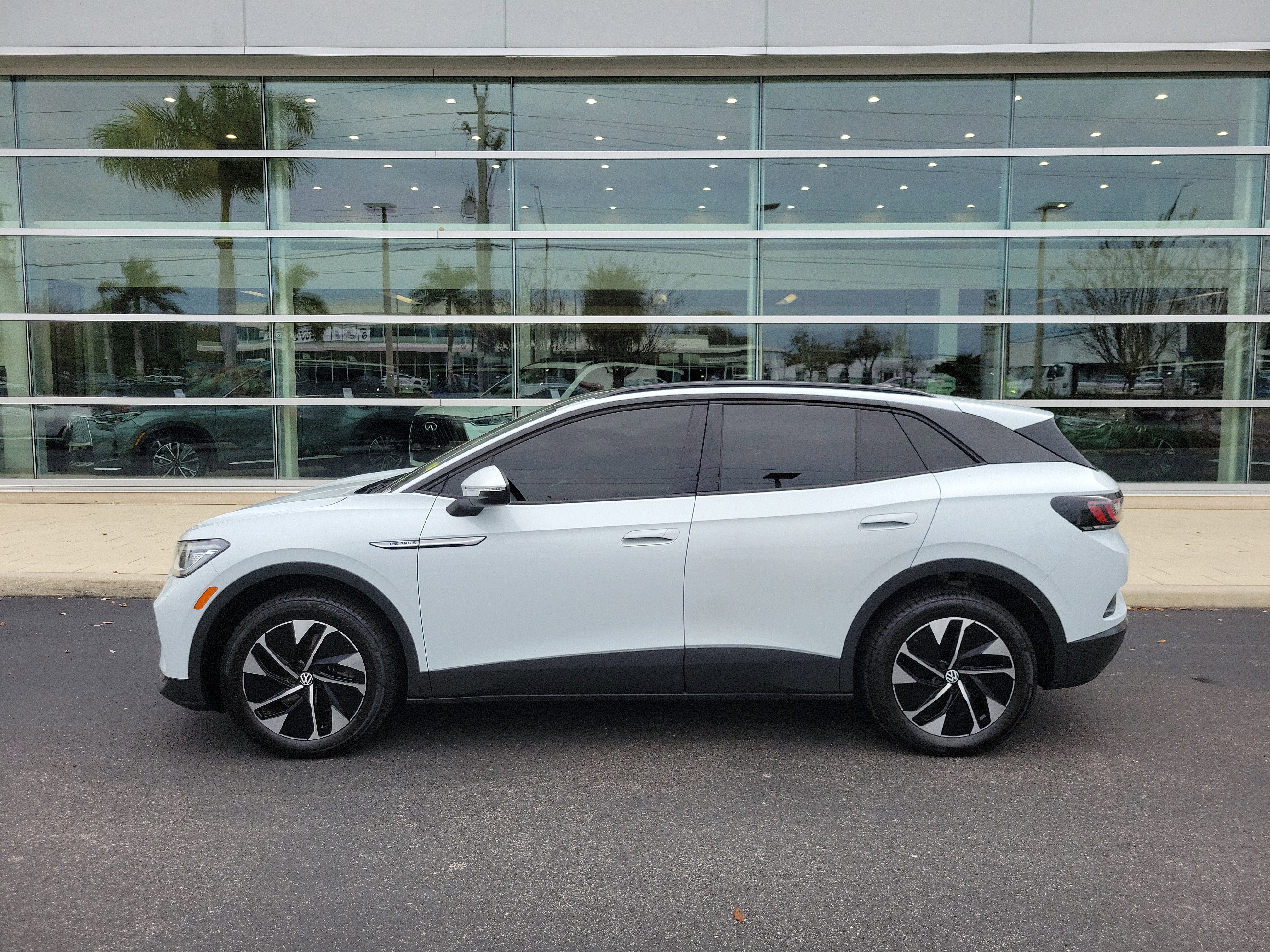 Used 2022 Volkswagen ID.4 Pro S image 7