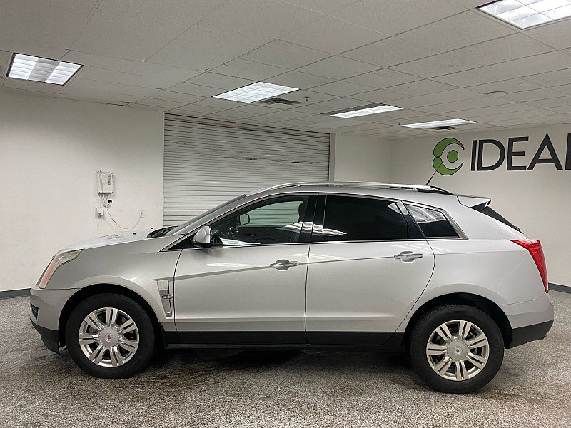 Used 2010 Cadillac SRX Luxury image 8