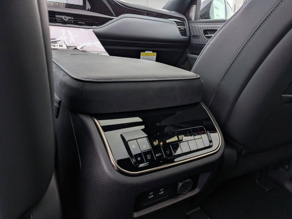 New 2026 INFINITI QX80 Autograph w/ Premium Cargo Package image 25