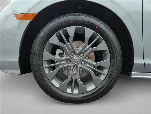 New 2027 Honda Odyssey Touring image 10