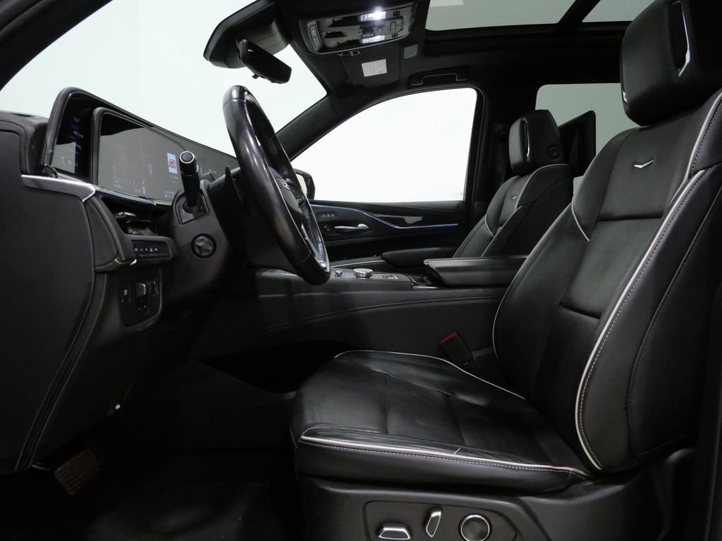 Used 2023 Cadillac Escalade Sport image 12