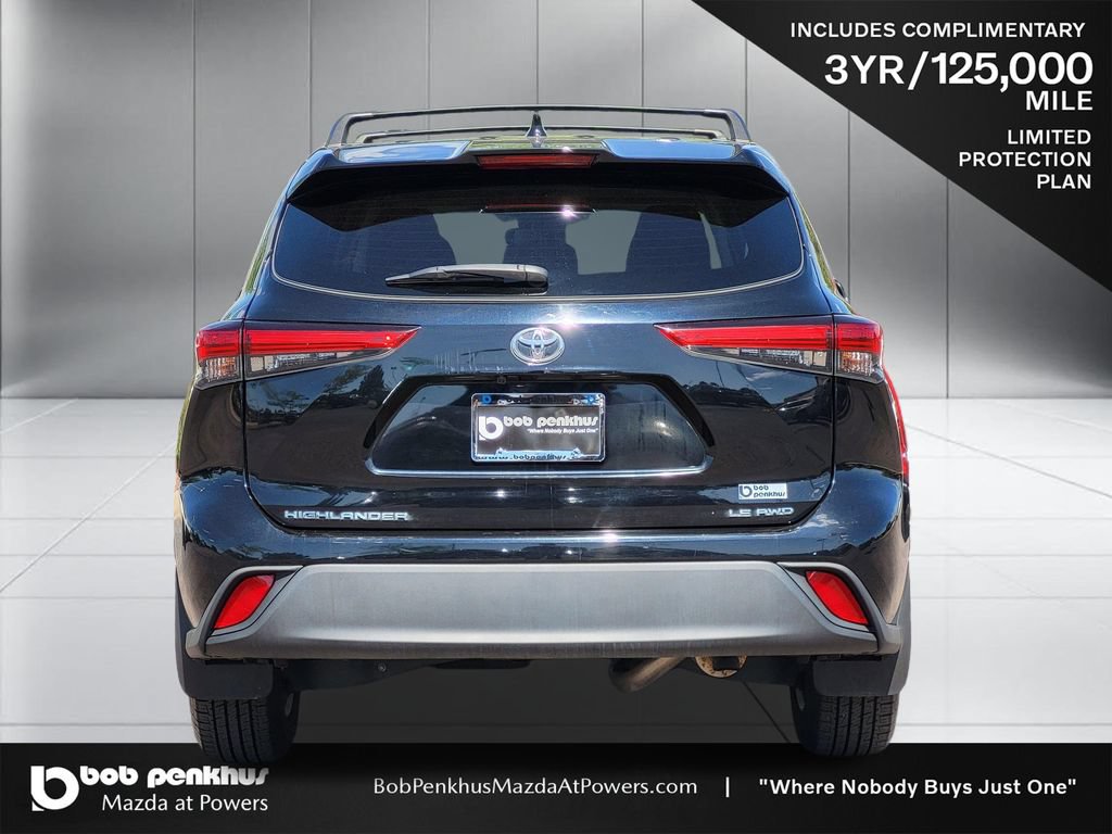 Used 2021 Toyota Highlander LE AWD/4WD image 26