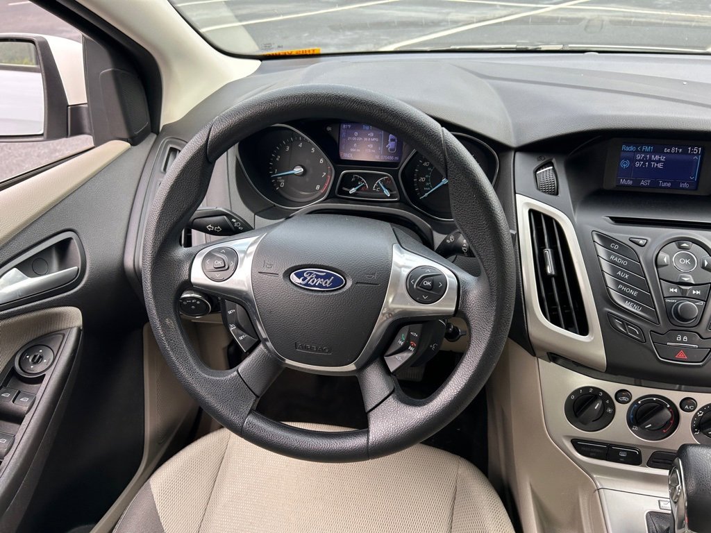 Used 2013 Ford Focus SE image 16