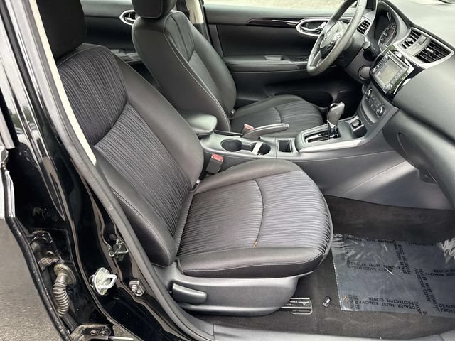 Used 2017 Nissan Sentra SV w/ Driver's Assist Package FWD image 9