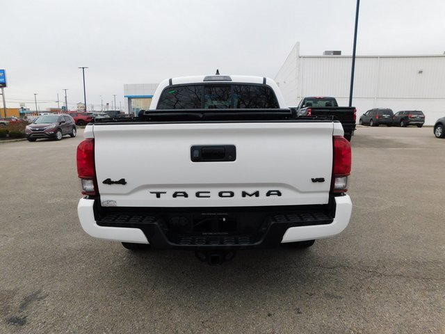 Used 2021 Toyota Tacoma SR image 4