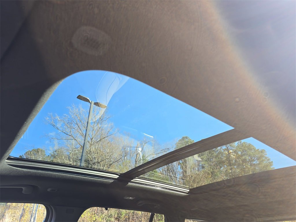 New 2025 Jeep Grand Cherokee Limited w/ Luxury Tech Group II image 31