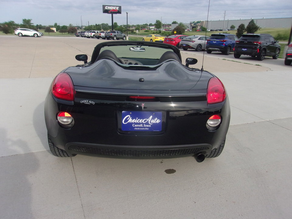 Used 2007 Pontiac Solstice Convertible w/ Premium Package RWD image 7