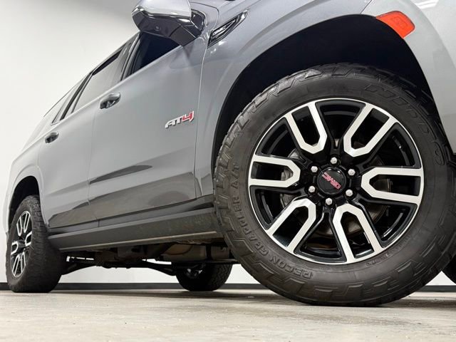 Used 2022 GMC Yukon AT4 AWD/4WD image 3