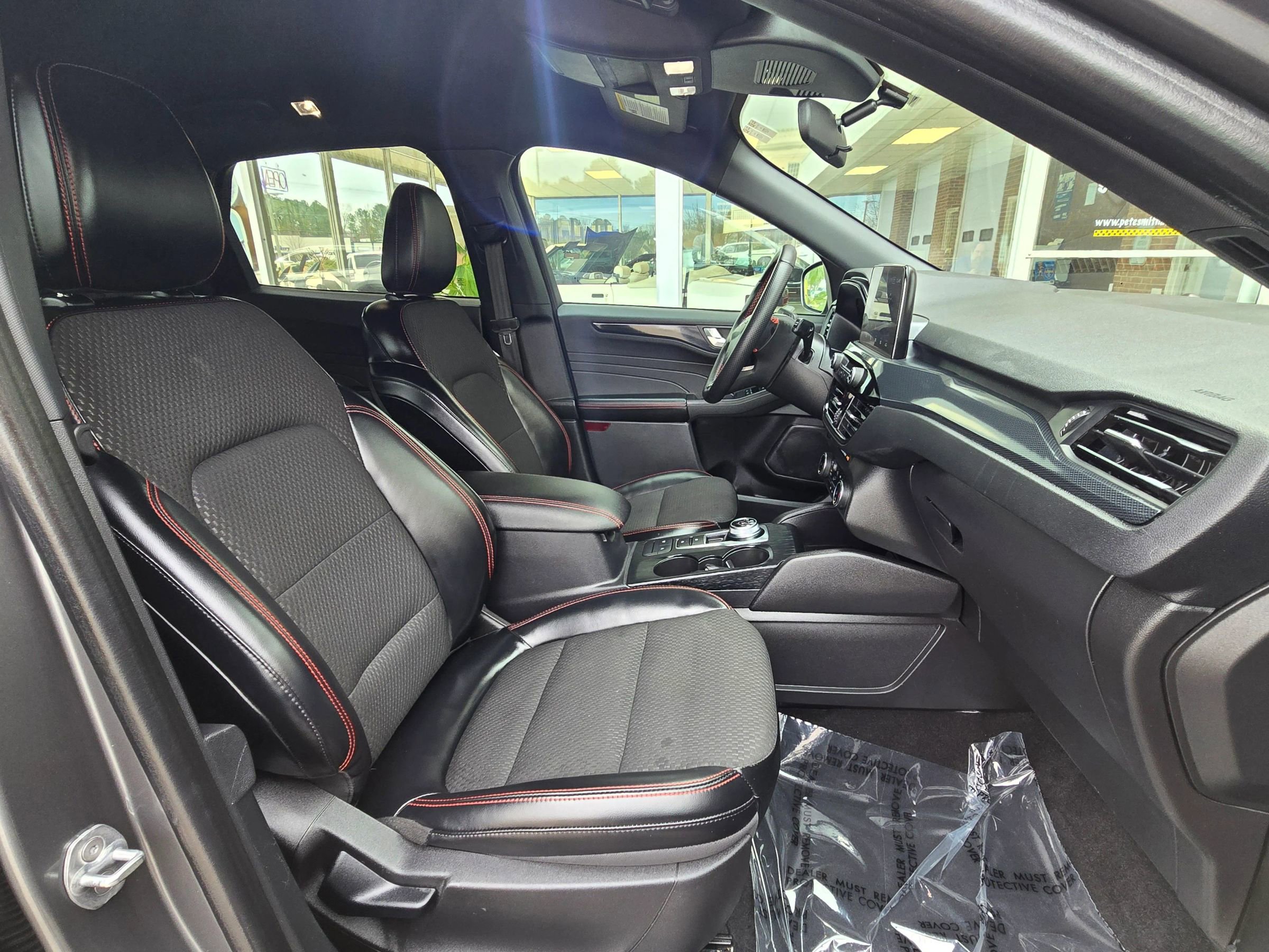 Used 2023 Ford Escape ST-Line image 13