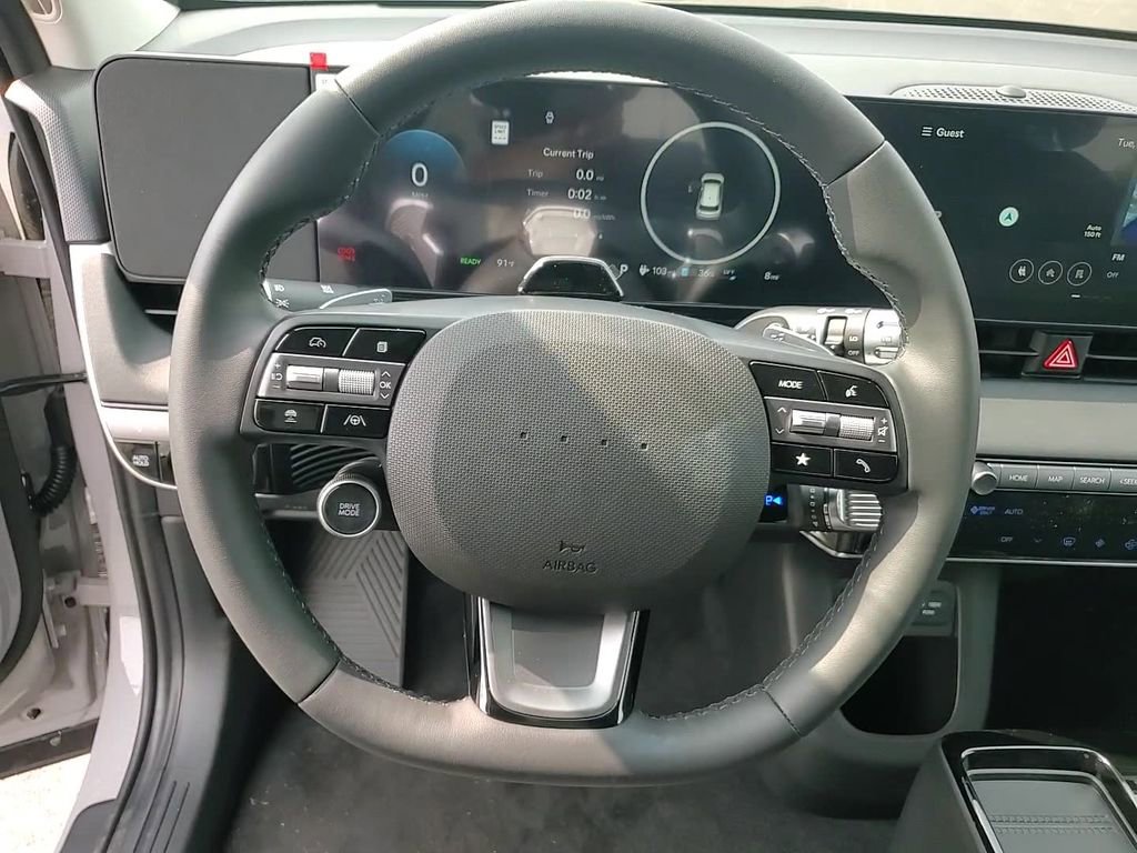 New 2025 Hyundai Ioniq 5 SE image 16