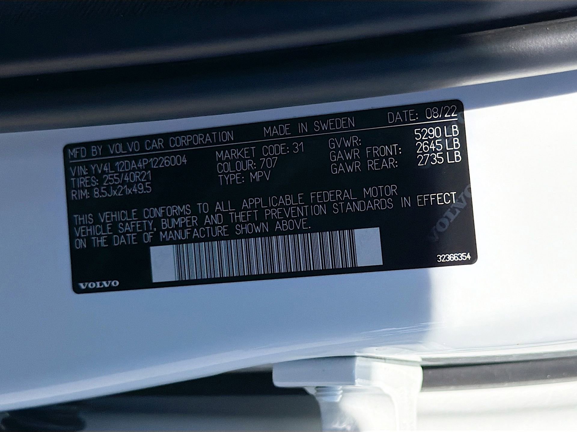 Used 2023 Volvo XC60 B5 Ultimate w/ Climate Package image 42