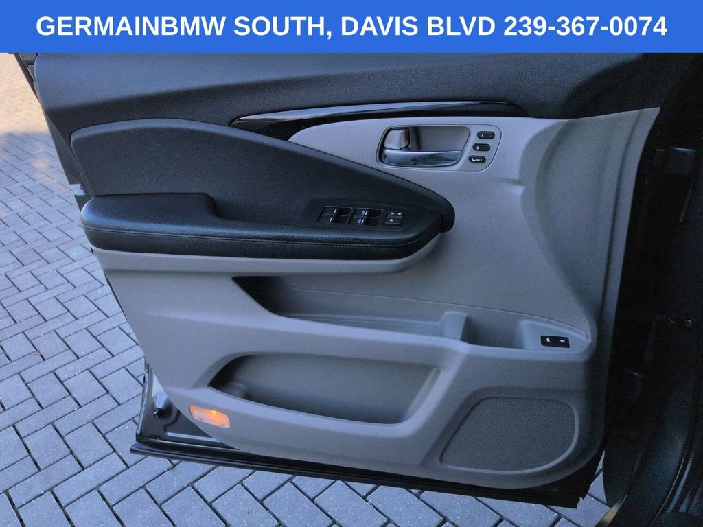 Used 2019 Honda Pilot Touring image 30