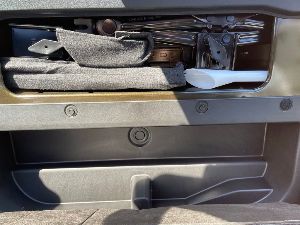 New 2025 Ford Bronco Raptor w/ Interior Carbon Fiber Pack image 26