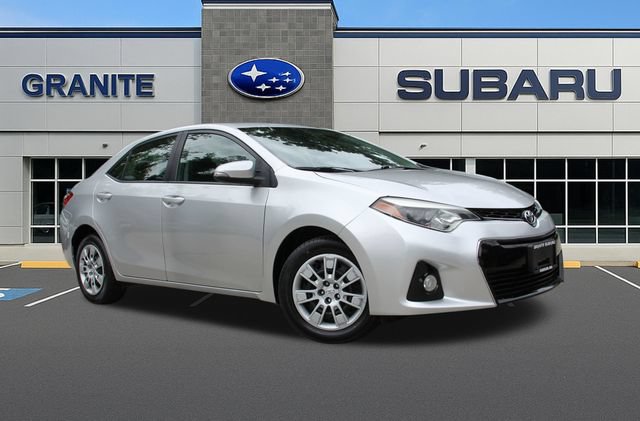 Used 2014 Toyota Corolla S FWD image 2