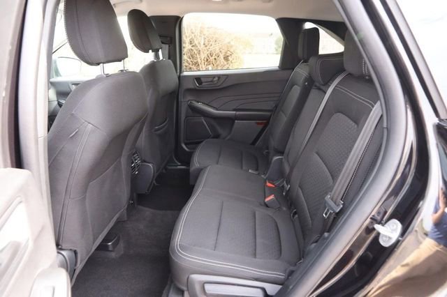 Certified 2025 Ford Escape Active AWD/4WD image 9