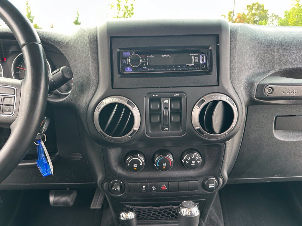 Used 2017 Jeep Wrangler Unlimited Sport w/ Quick Order Package 24S AWD/4WD image 30