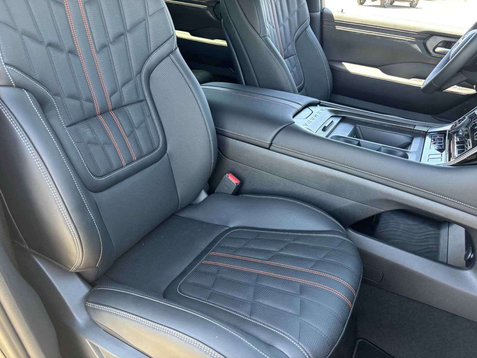 New 2026 Nissan Armada PRO-4X w/ Captain's Chari Seat Package AWD/4WD image 11