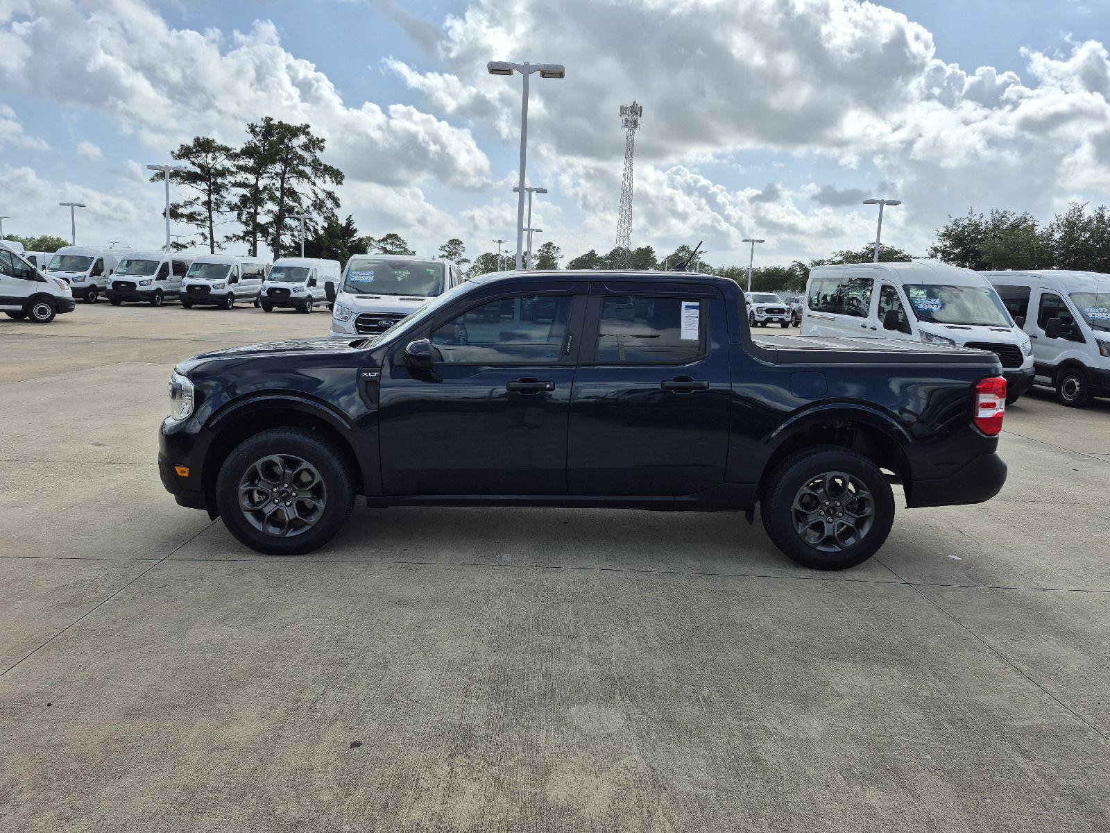 Certified 2023 Ford Maverick XLT w/ XLT Luxury Package image 15