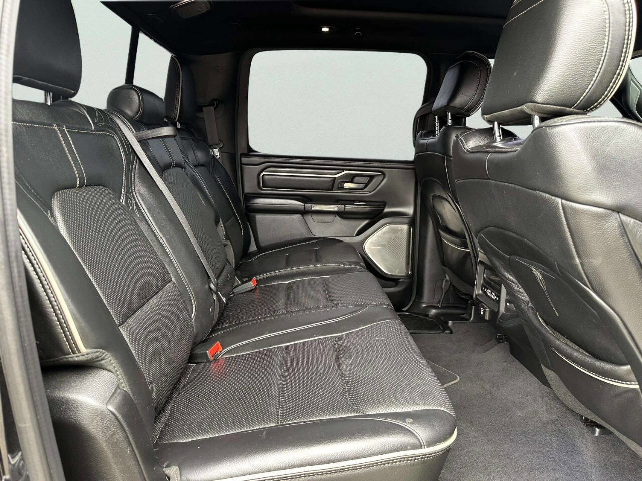Used 2019 RAM 1500 Limited AWD/4WD image 13