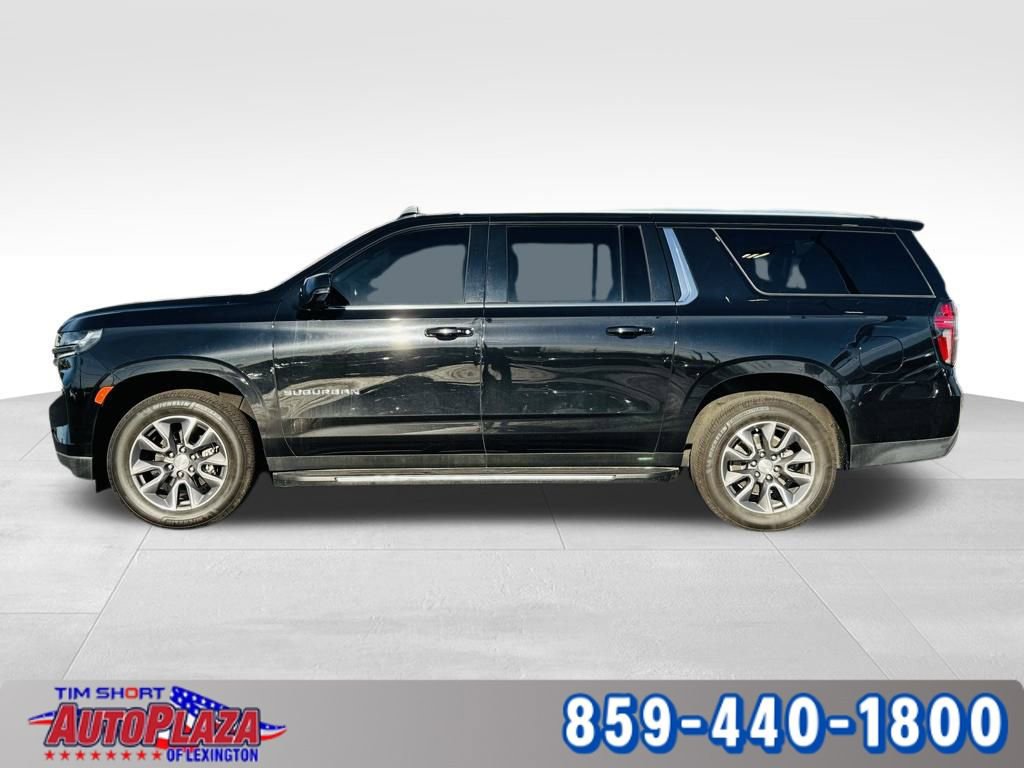 Used 2022 Chevrolet Suburban LT w/ Luxury Package image 15