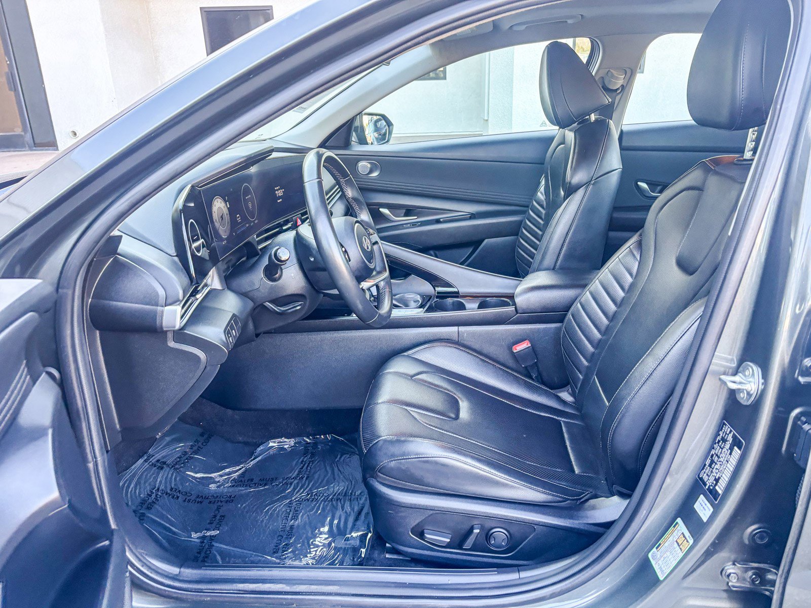 Used 2024 Hyundai Elantra Limited FWD image 21